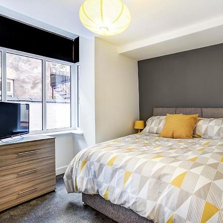 Townhouse Plus @ 166 Edleston Road ครูว์ ภายนอก รูปภาพ
