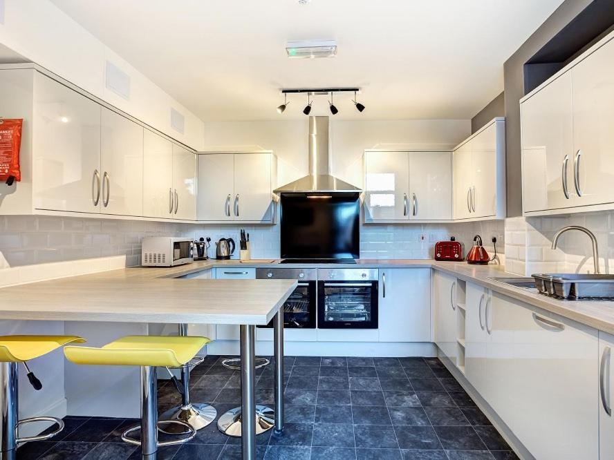 Townhouse Plus @ 166 Edleston Road ครูว์ ภายนอก รูปภาพ